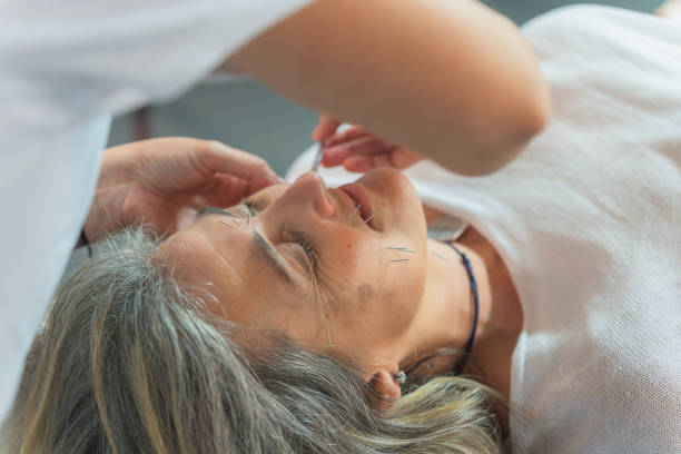 Exploring Alternative Therapies for Senior Pain Management