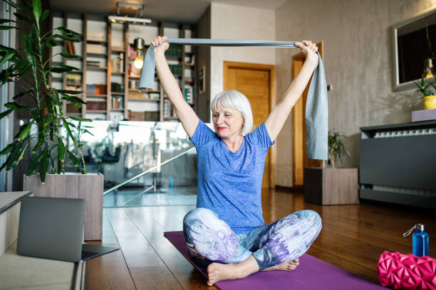 How Resistance Band Workouts Help Seniors Stay Strong