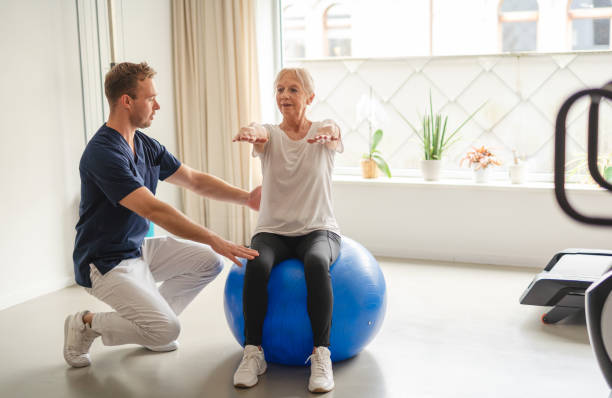 How to Manage Pain During Recovery with Physical Therapy